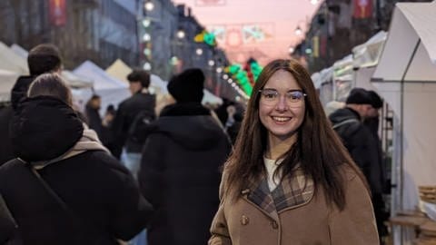 Selina Schneider genießt das Leben in der Großstadt Vilnius in Litauen. Trotzdem will sie nach dem Studium zurück in die Eifel. 